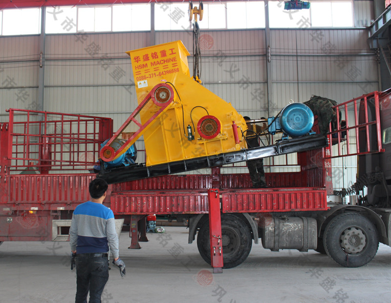 購買粉碎煤炭的雙級(jí)無篩底破碎機(jī)需要多少錢？